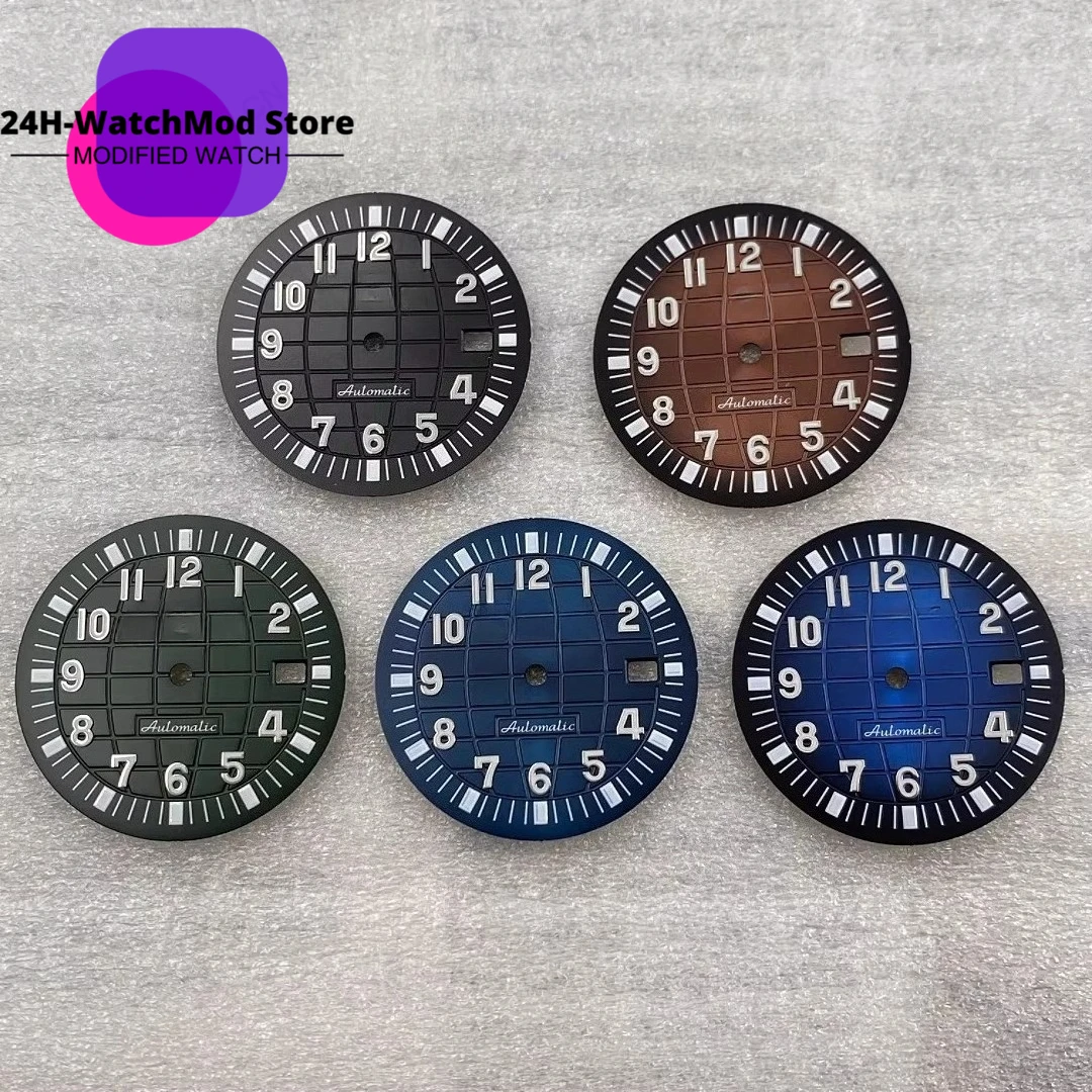 

The 32mm new grenade dial is suitable for installing the NH35 movement with green night light modification and a literal S logo