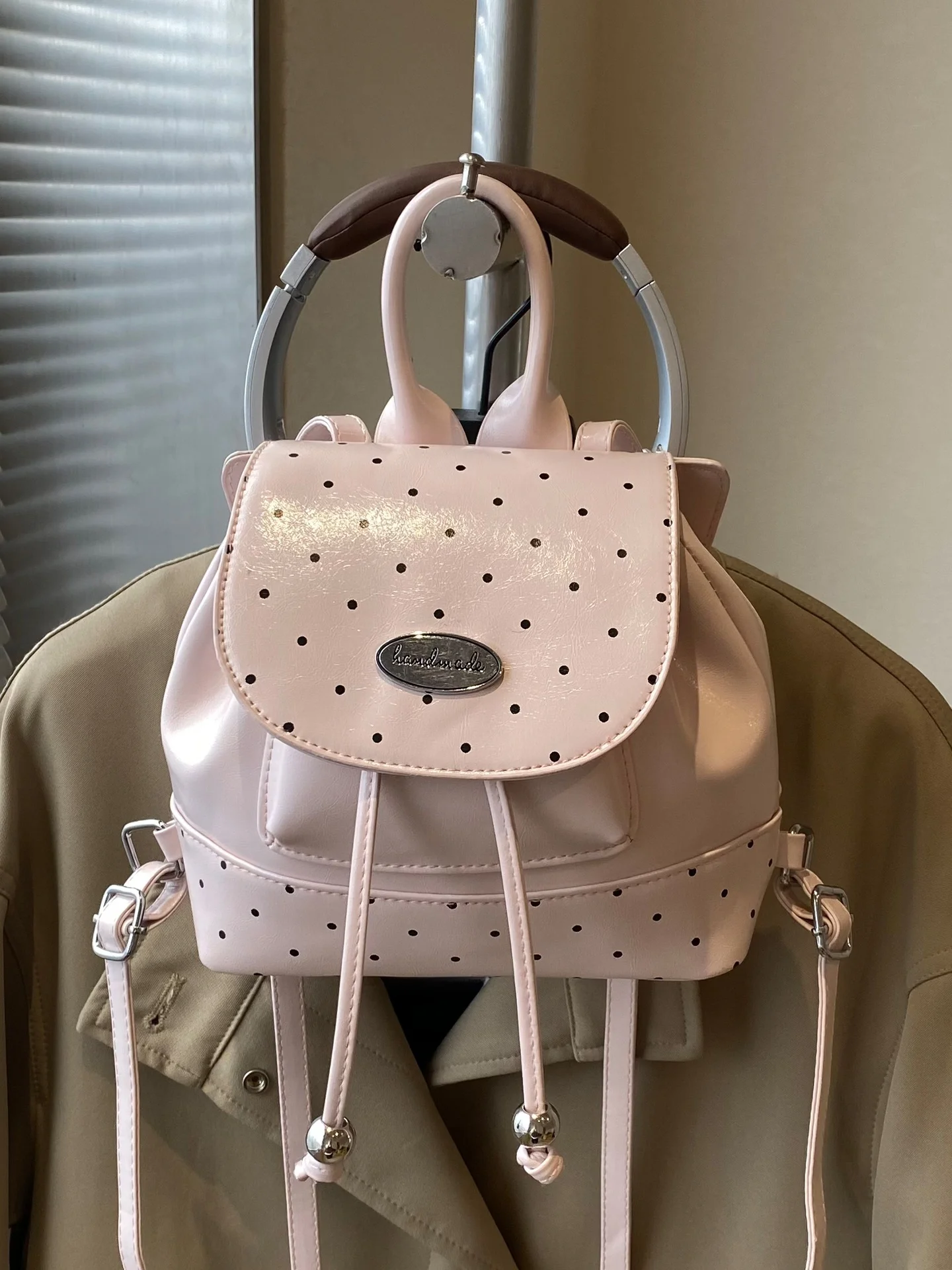 

Commuter Travel Backpack Women's 2026 New Fashion Spring Polka Dot School Bag College Students Casual Simple Style