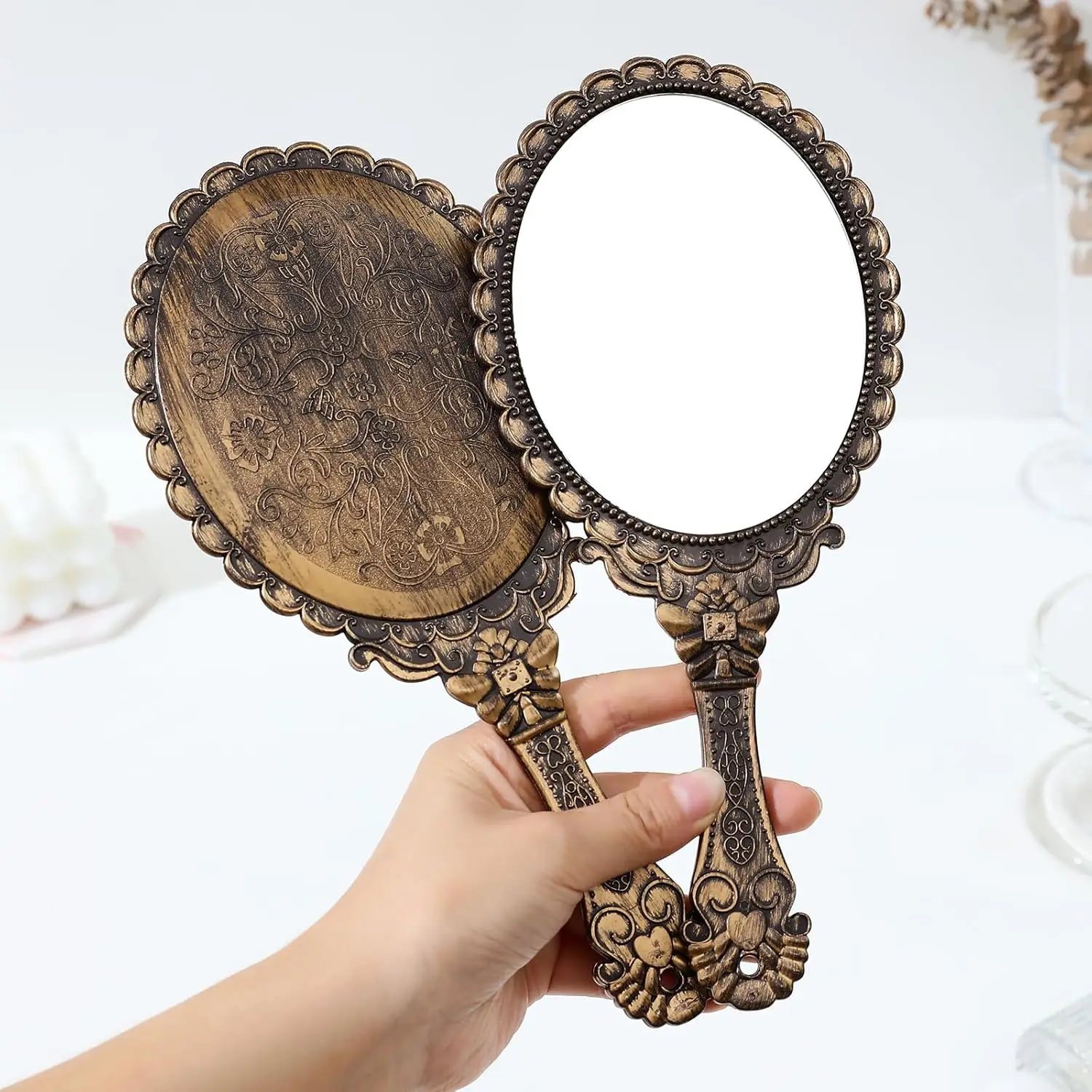 Vintage Carved Handheld Vanity Makeup Mirror with Handle Travel Portable Hanging Gifts  European Classical Design