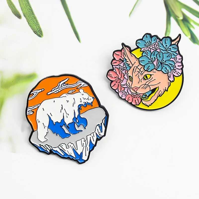 Natural Animal Enamel Pins Cat Bear Polar bear Moon Flower Hairless cat Glacier Brooches Lapel Bag Jewelry Gift for Kids Spille