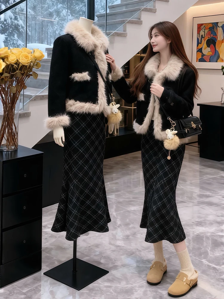 

Black Fur Coat And Plaid Skirt Set Winter New Style Commute Korean Loose Fit High Waist Long Sleeve round Neck Jacket