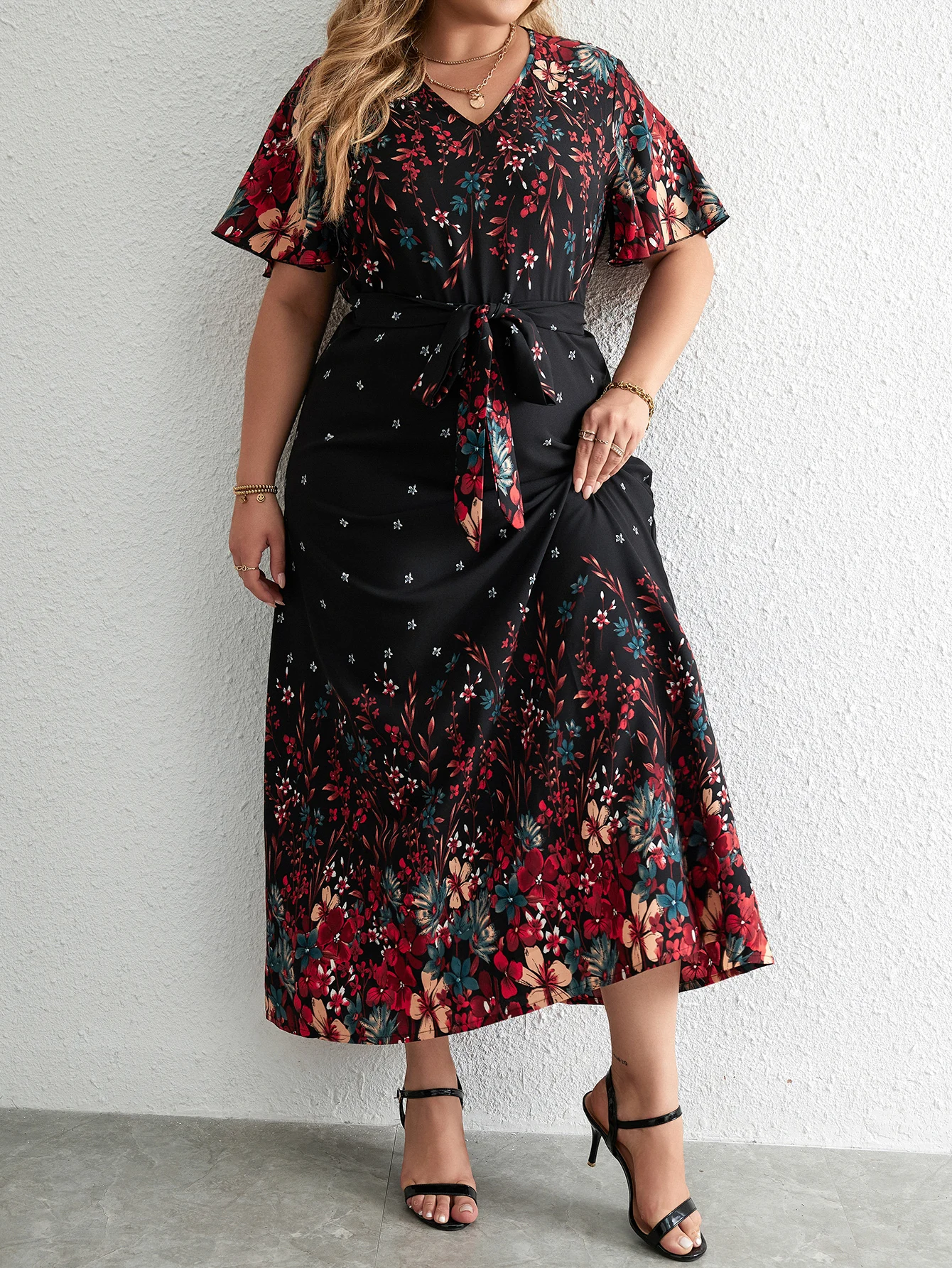 Plus Size Casual Dress Woman 2024 Summer V Neck Short Sleeve Floral Print Long Dress Black Curvy Size Odzież damska