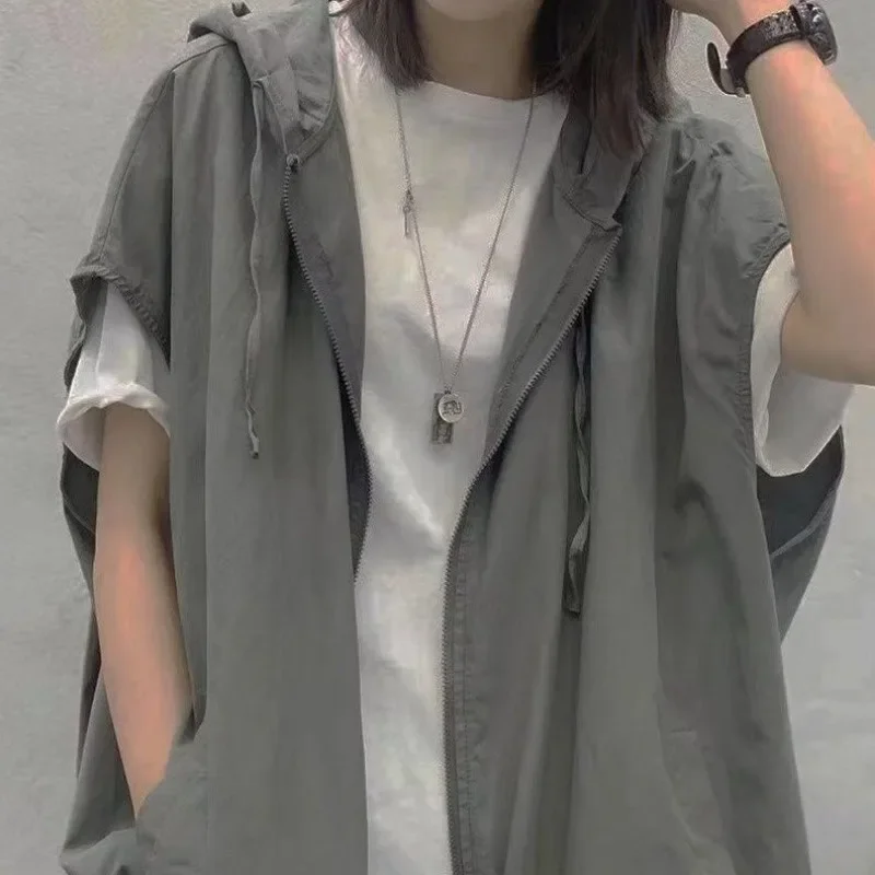 

Hooded Vests Women Unisex Streetwear Fashion BF Style Harajuku Minimalist Hip Hop Couple Outwear Thin Summer Baggy Sleeveless