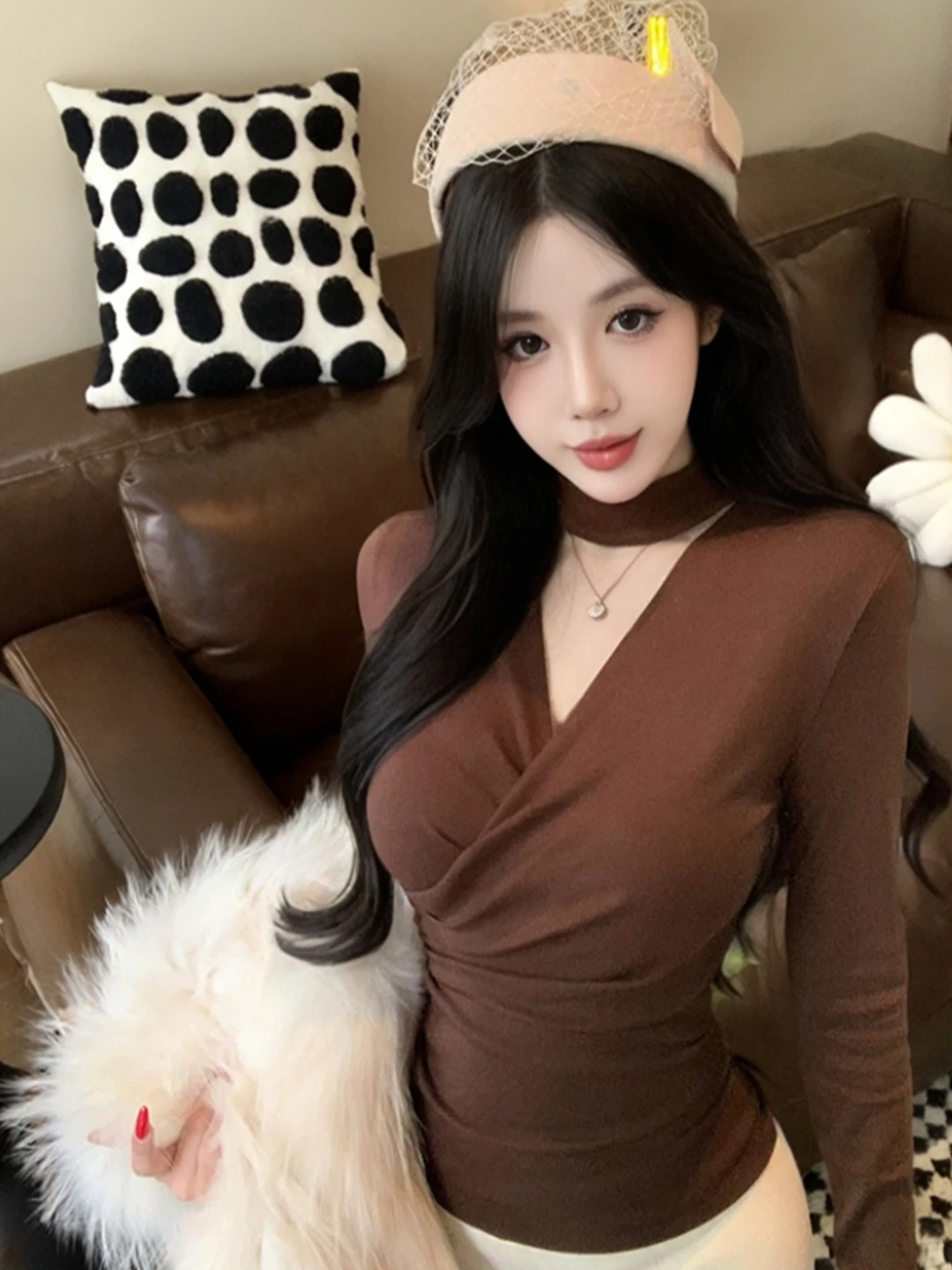 

Elegant V-Neck Long Sleeve Knitted Top Women's Slim Fit Hanging Neck Design Autumn Winter Fashion Casual Breathable T-Shirt