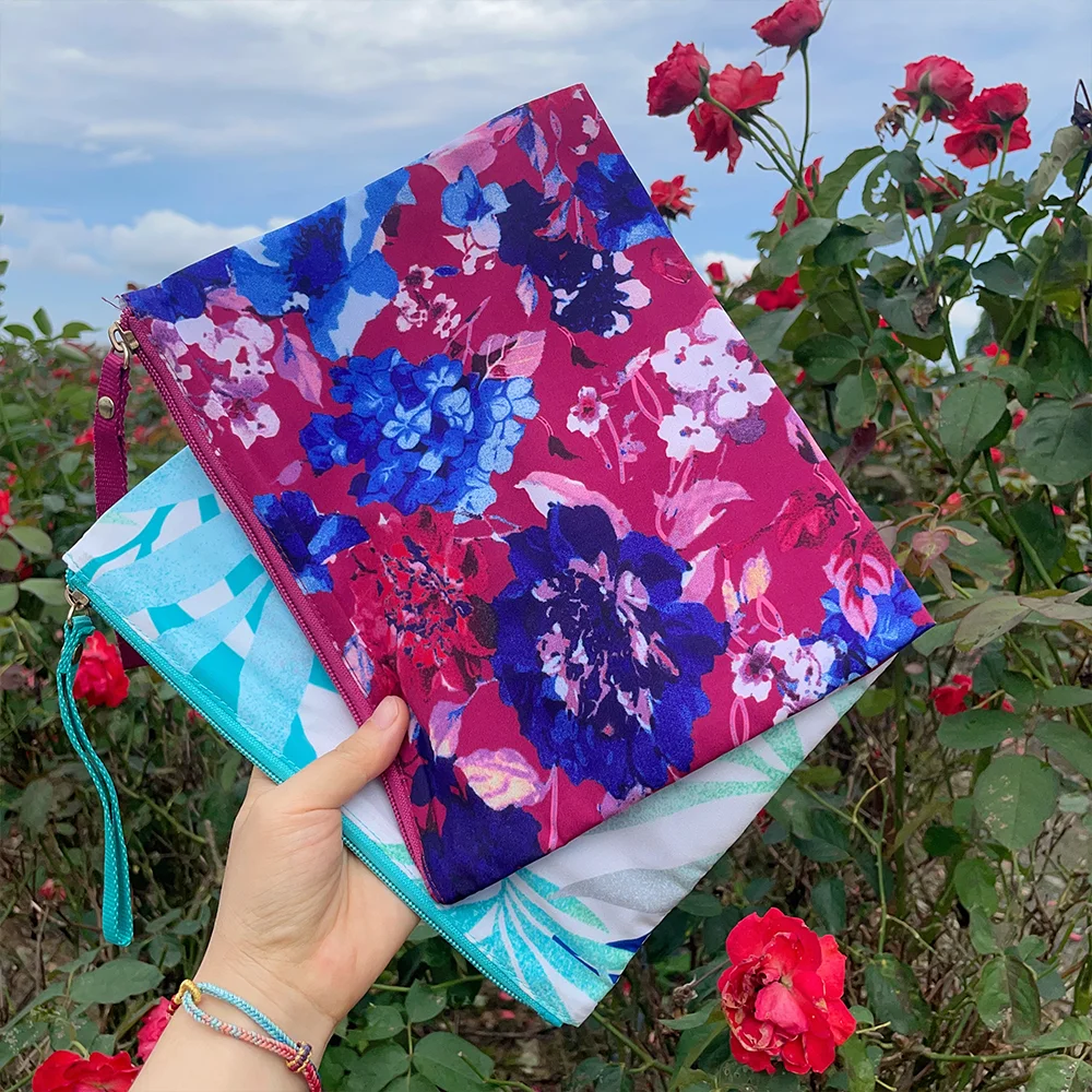

Rural print wrist dual color makeup bag, handbag, zipper storage bag, waterproof inside