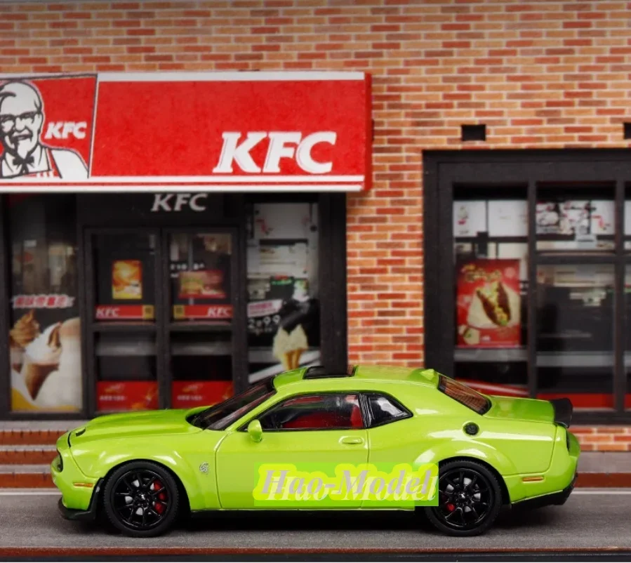 

SH 1/64 For Dodge SRT Hellcat Stance Hunters Alloy Diecast Model Car Boys Birthday Gifts Display Collection Ornaments Green