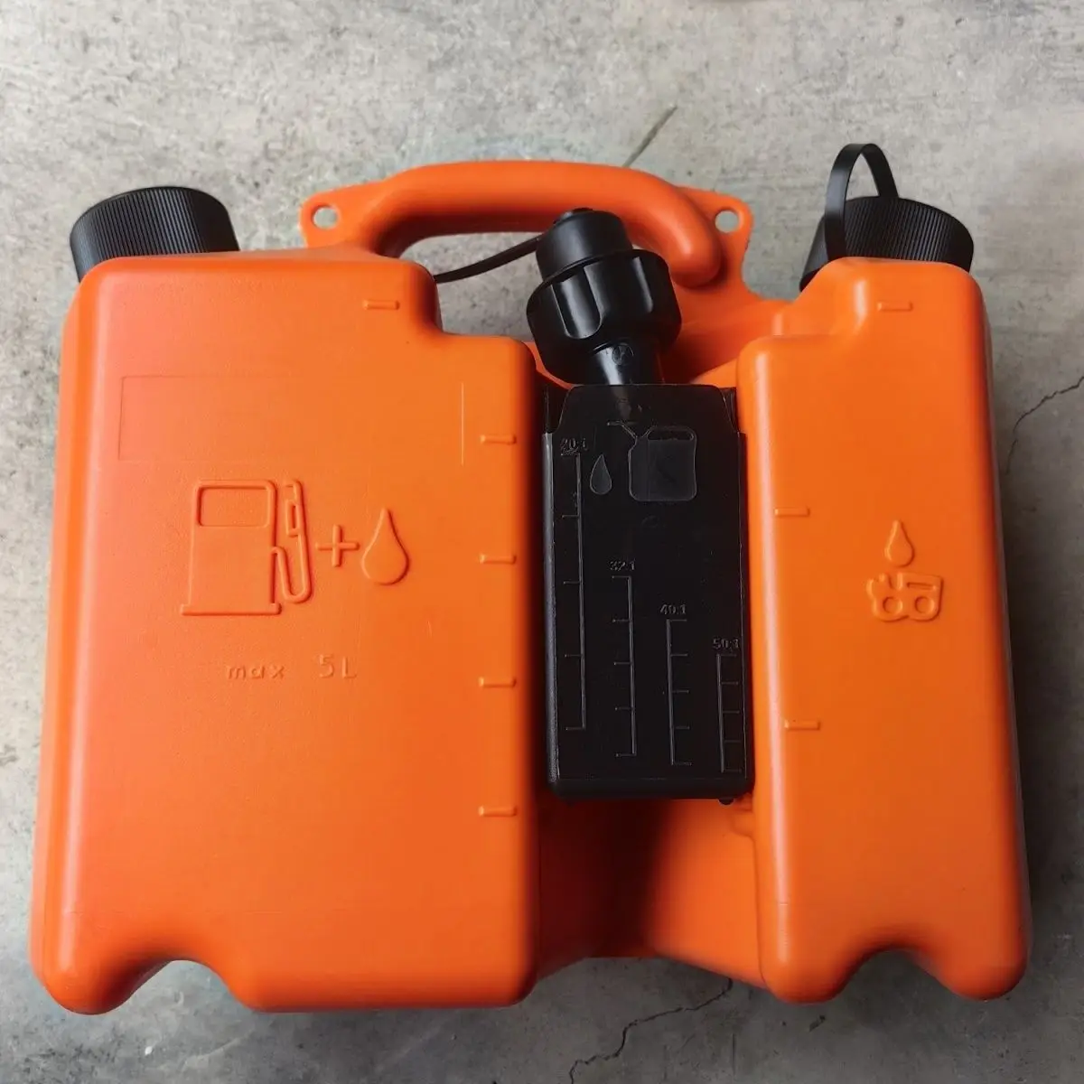 Premium Tractor Special Oil Drum Plastic Oil Drum Garden Power Tool Accessories 2010 Special Fuel Tank Lawn Mower Spare Oil Drum