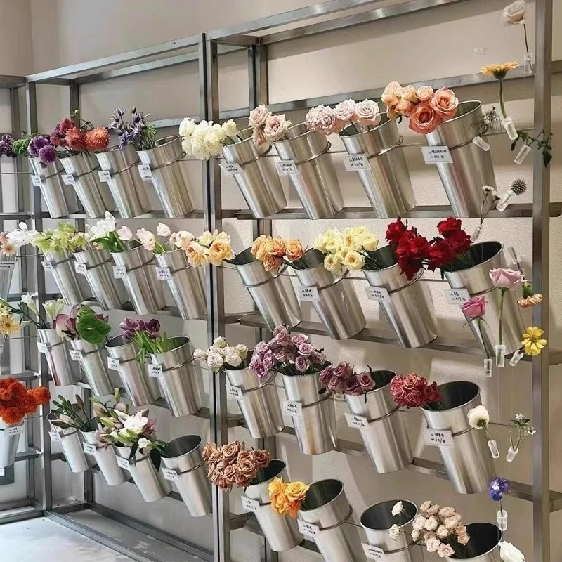 

Florist decorative rack Modern floor-to-ceiling stainless steel shelf Wake flower bucket creative flowers