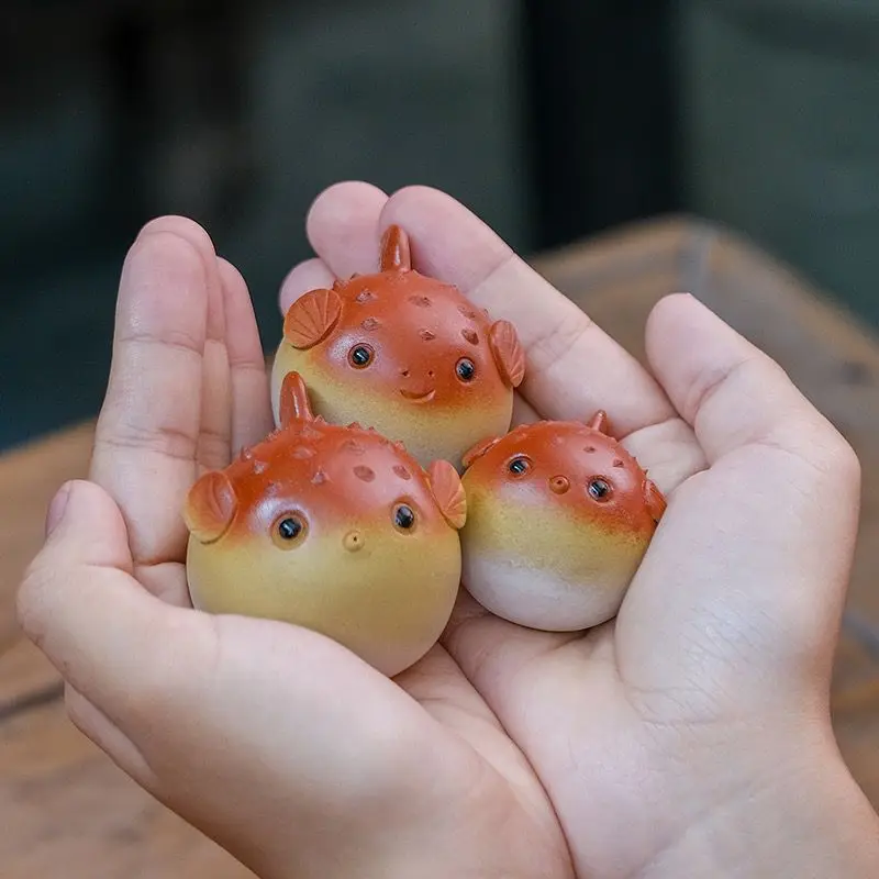 Fun Cute Purple Clay Lucky Raisable Pufferfish Family Tea Pet Handmade Adorable Cartoon Desktop Decor Figurine