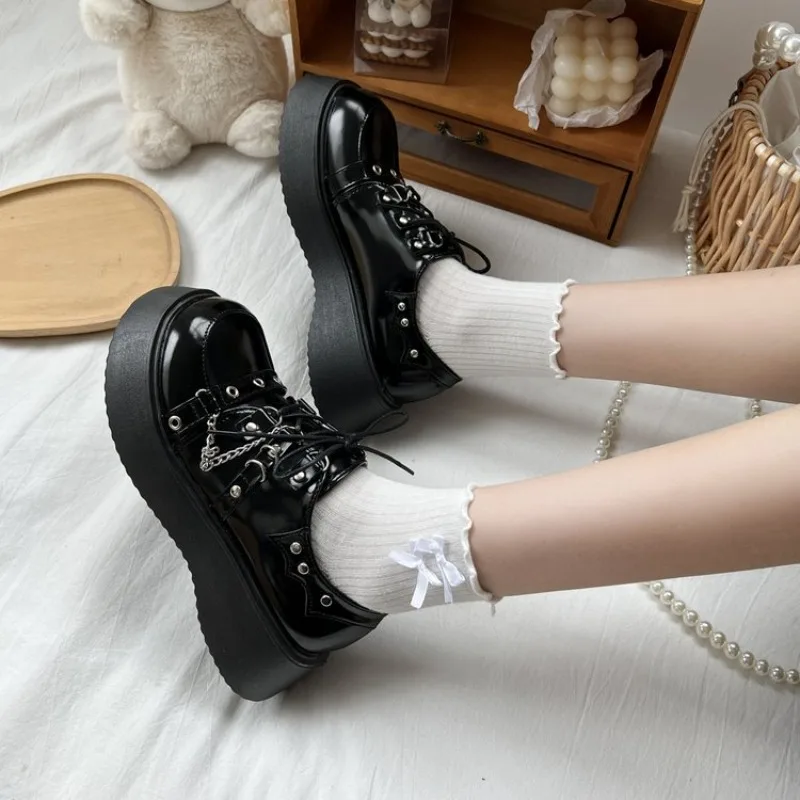 2026 Chunky-Plateau-Pumps für Damen, Schleifen-Keilabsatzschuhe, Lolita-Schuhe, Damen-Herz-Knöchelschnalle, schwarze Schuhe – Detail 23