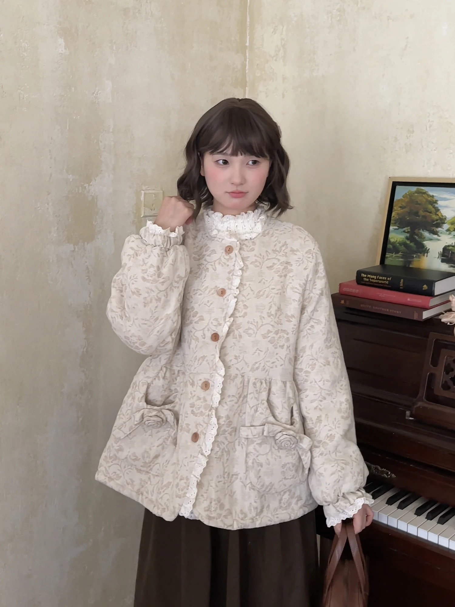 

Утепленное хлопковое пальто с цветочным декором для женщин, теплая верхняя одежда в стиле ретро, японский стиль, для дачи и загородного дома