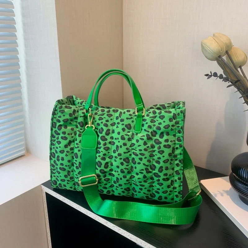 2024 Fashion Super Cool Leopard Casual Shoulder Bags Hot Sale Cloth Zipper Large Capacity Hot Girl Style Handbags for Women