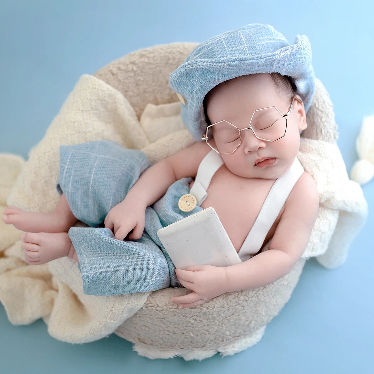3 Pieces Newborn Boy Photography Outfits Little Gentleman Overalls Blue Suspender Pants with Matching Cowboy Hat