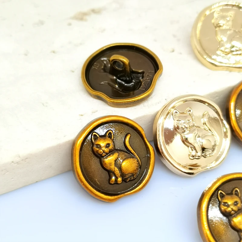 17.5/25MM Cute Vintage Cat Design Metal Buttons Of Clothing Wholesle Fashion Decor High Quality Button For Women Dress Sewing