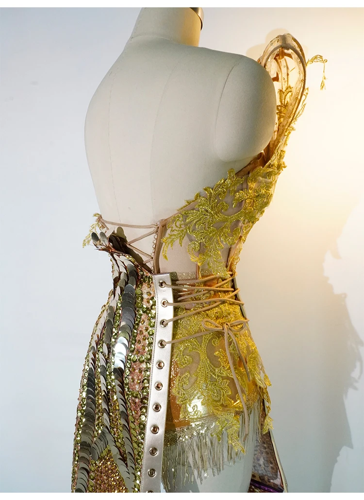 반짝이는 황금 스팽글이 있는 투피스 드레스 섹시한 등이없는 레이스 생일 파티 클럽 공연 및 휴일 축하 의상