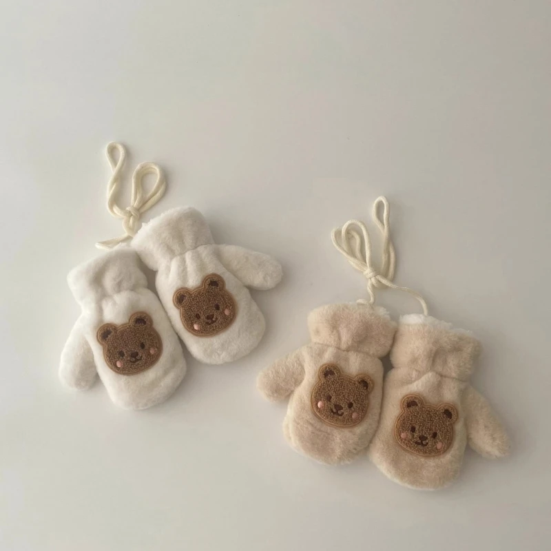 

Cartoon Bear Infant Gloves Warm Baby Gloves Hanging Neck Chain Designed Plush Winter Mittens for Outdoor Activities