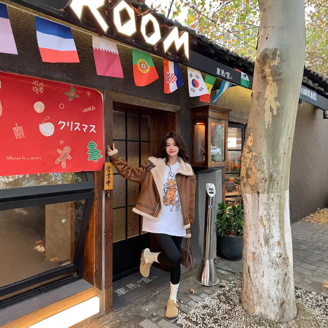 معطف فرو خروف متكامل عالي الجودة للنساء من جلد الغزال بتصميم عتيق للدراجات النارية #3