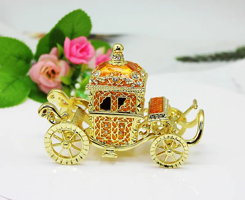 

SHINNYGIFTS Royal Design Home Display Royal Car Jewelry Boxes Decorative Metal Craft