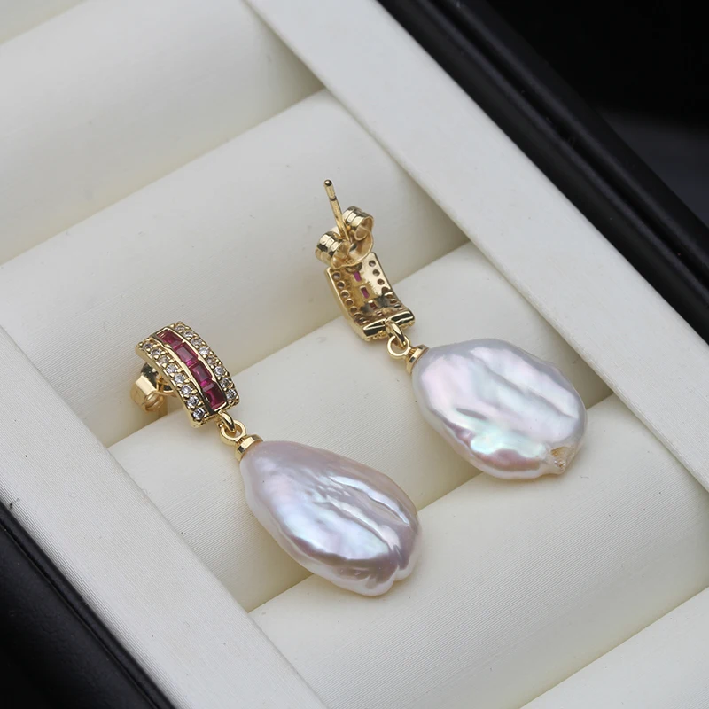 Trendy Baroque Pearl Earrings for Women,18k Gold Plated Zincon Pearl Earrings Mom Wife Birthday Gift White