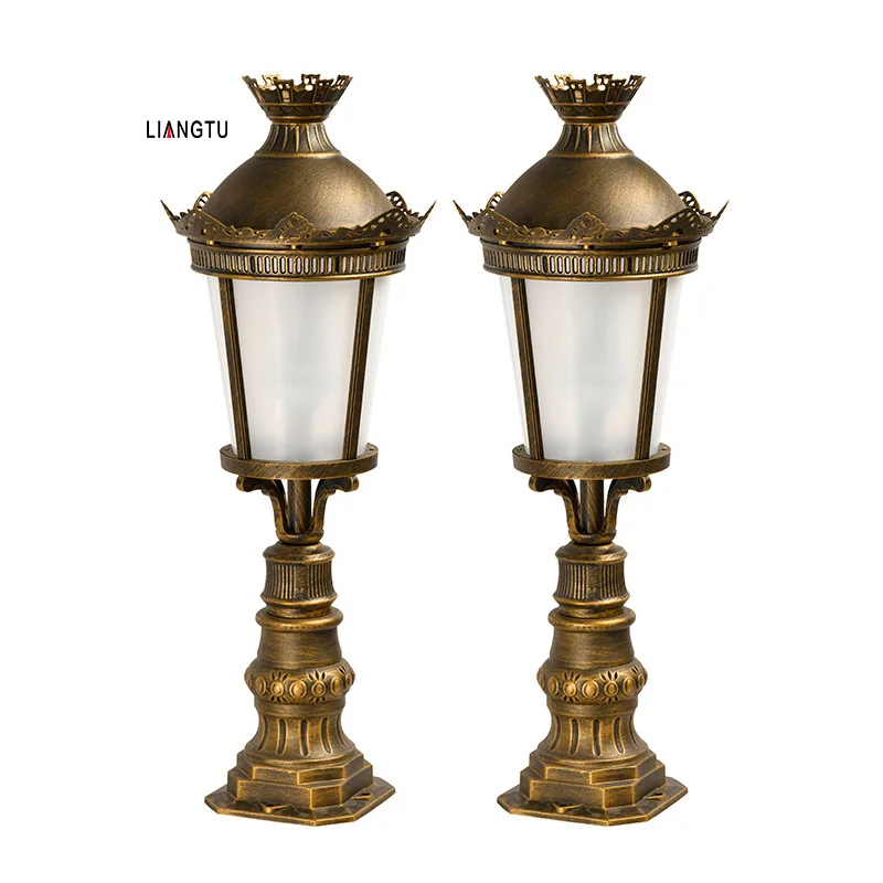 عالية السطوع حديقة عمود مصباح Ip65 مقاوم للماء الكهربائية E27 بوابة عمود مصباح أضواء عمود أوروبي