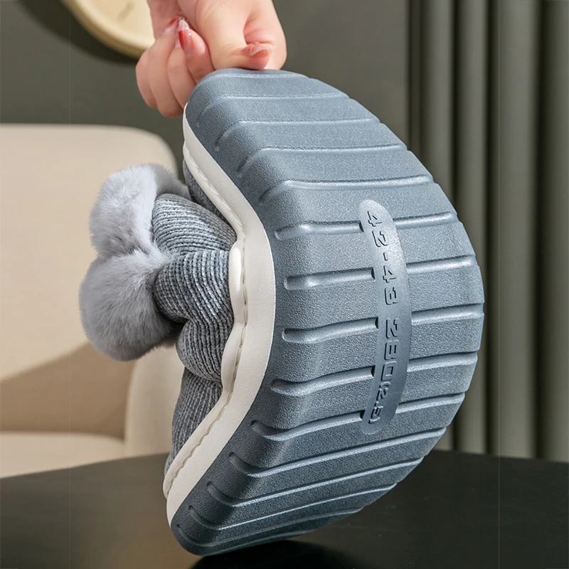 شباشب قطنية شتوية عالية الجودة للرجال - أحذية منزلية مبطنة بالصوف الدافئ غير قابلة للانزلاق للاستخدام الداخلي/الخارجي في الخريف والشتاء
