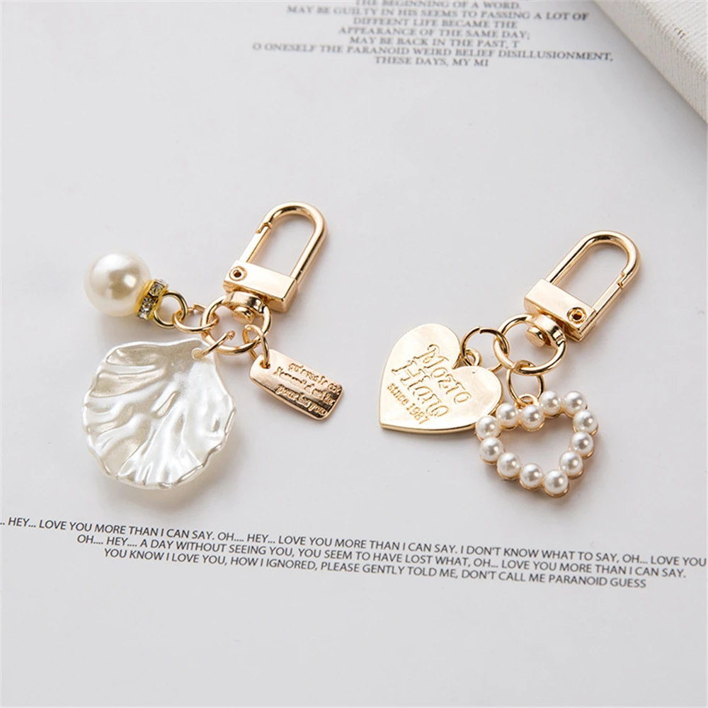 Pearl Keychain with Metal Letter Heart Tags Women Girls Car Bag Charms Cute Gold Color Key Rings Jewelry Accessories