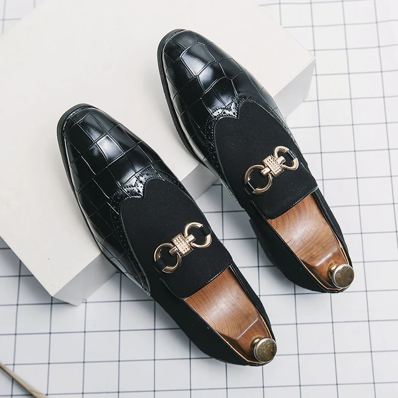 Spring Italian Fashion Leather Shoes Metal Buckle Loafer for Men Casual Man Shoe Business Male Formal Pointed Fashion Wedding