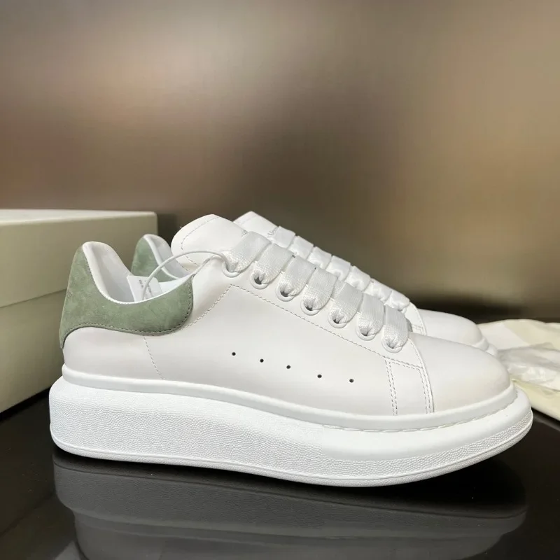 

2023 Hot Luxury Low Top For Men Trainers White Genuine Leather Green Suede Heels Flats Sneakers Sport Driving Shoes Footwear