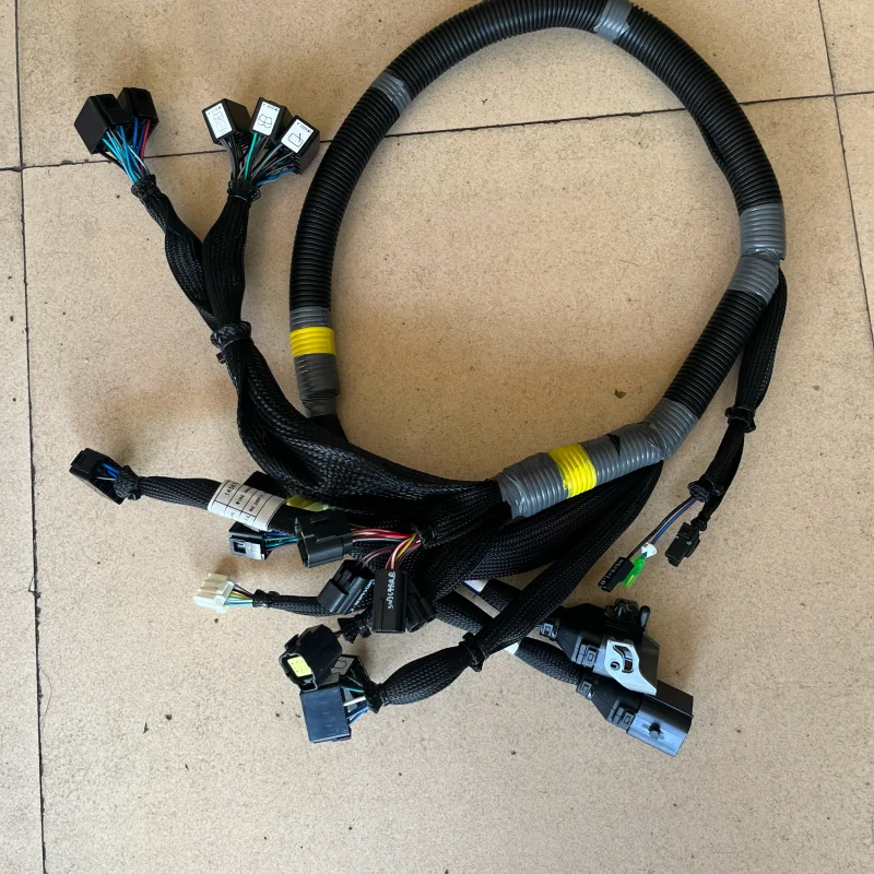 

Горячая новинка 2026: Комплект проводки операционного блока 14587644 для экскаватора Volvo EC220D, правая рукоятка управления