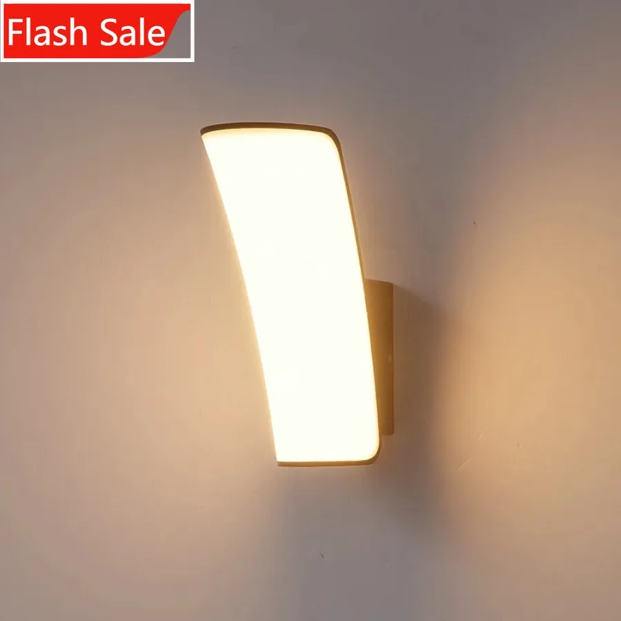 

New Arrival Modern Outdoor Waterproof Wall Lamp Aluminum Porch Light for Balcony Villa Wall Decoration