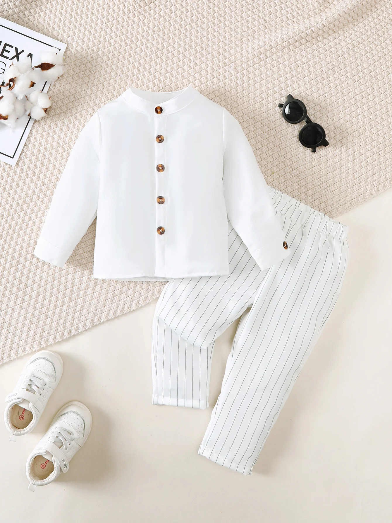 2-Piece Set for Young Boys: Spring and Autumn Trendy Casual Long-Sleeve Shirt with Small Stand Collar & Striped Long Pants. Children's Clothing Suitable for Daily Casual Wear, School, Outings, Parties, Weddings, Performances, Photoshoots, Back-To-School Season, and Middle Eastern Ramadan Children's Clothing