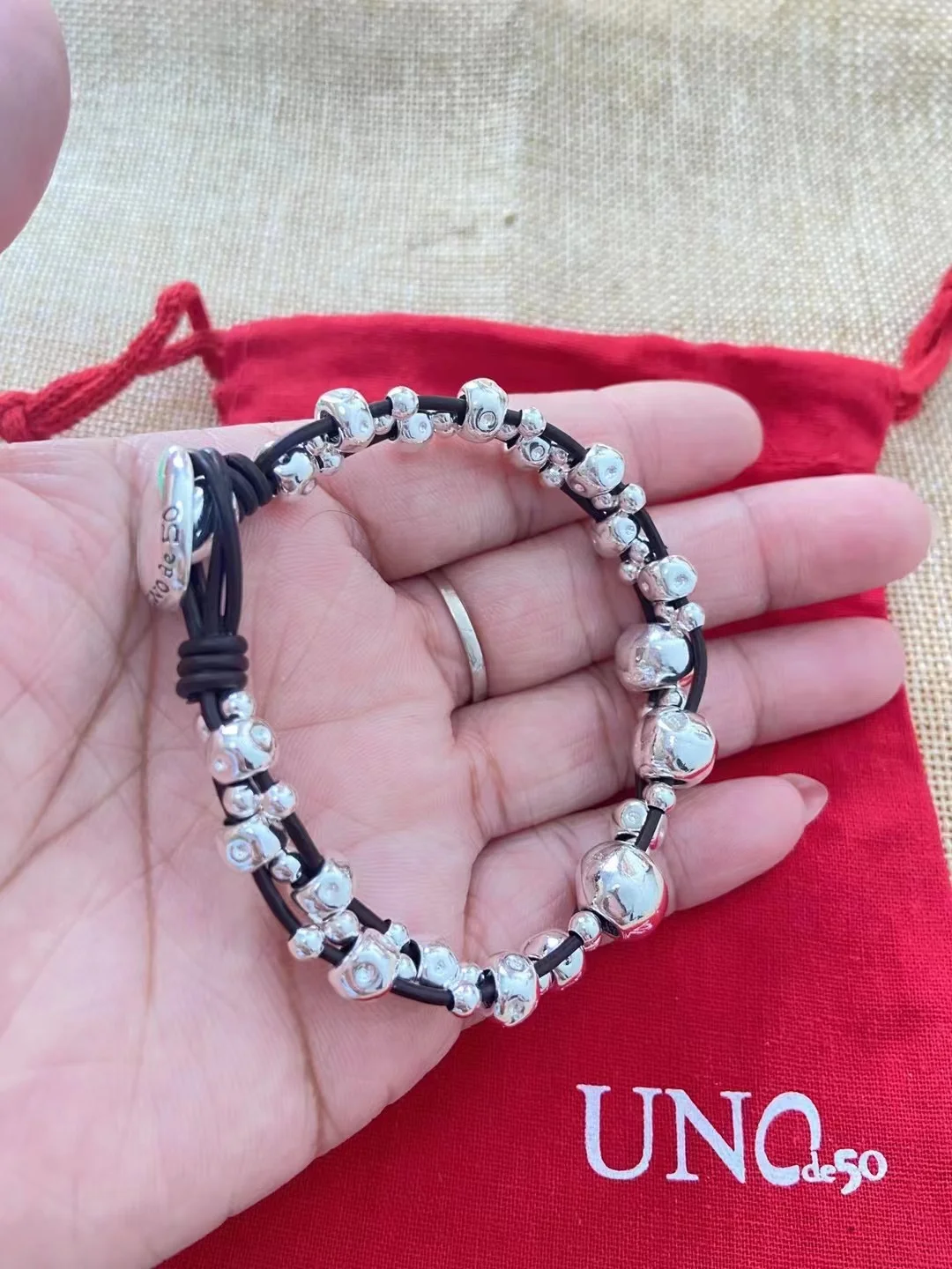 2022 New Stainless steel alloy Silver Color Bead Necklace Can Be Given As A Gift To Women with Free Wholesale Shipping