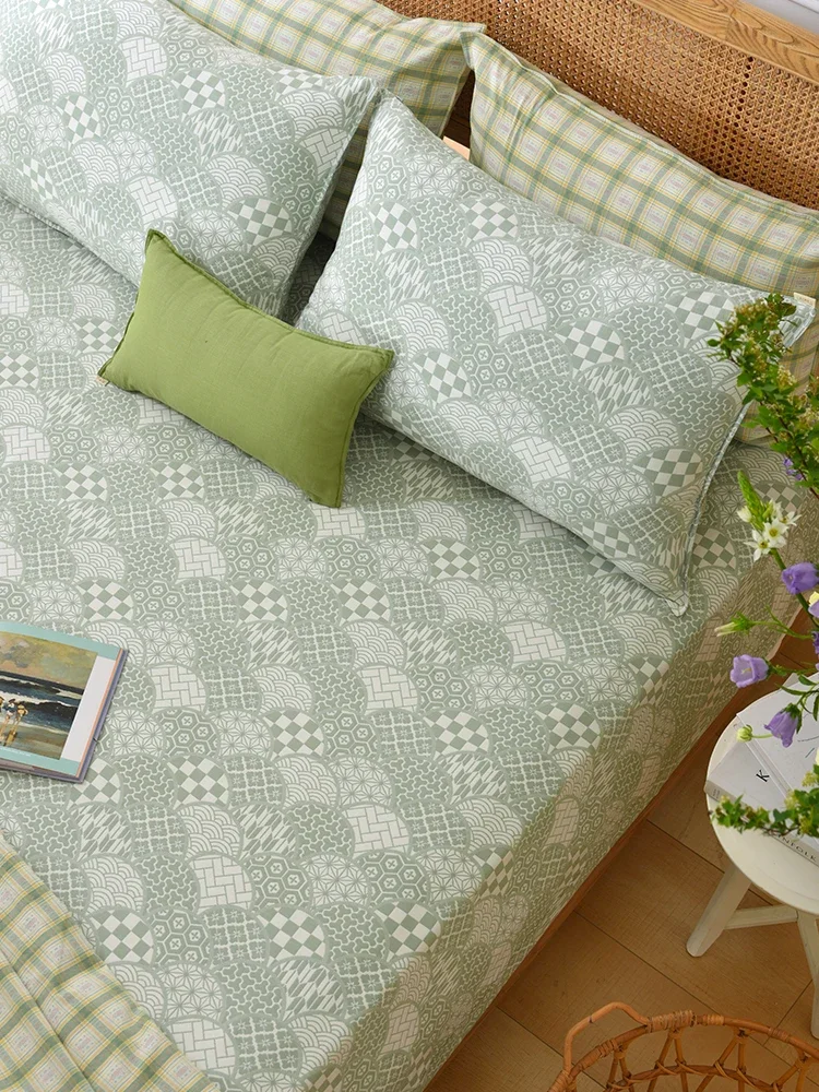

Bamboo fiber soft mat, machine washable and foldable, pillowcase pillow cover summer season