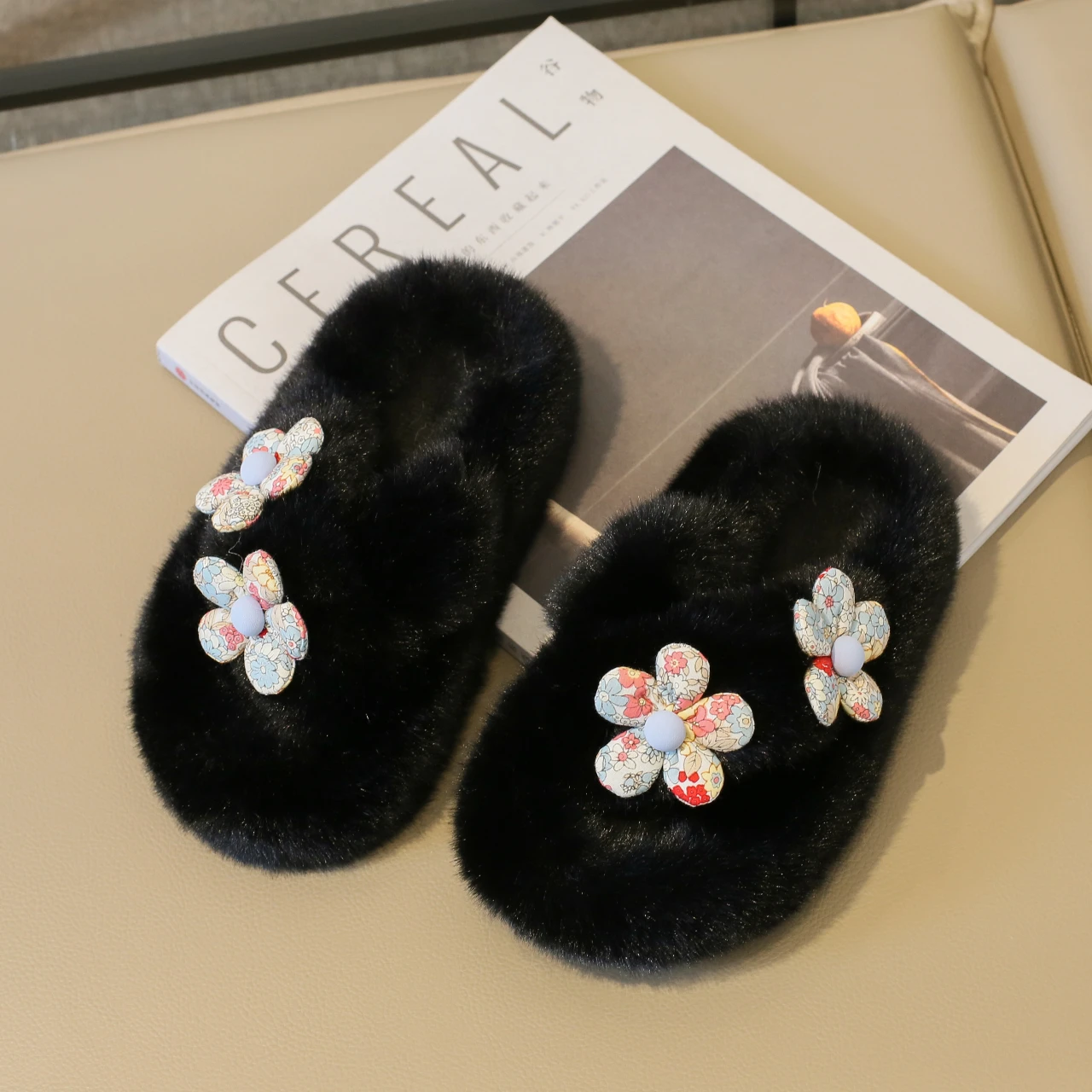 Autumn Winter Sandals Plus Velvet Warm Wear Resistant Children's Cotton Slippers Indoor Outdoor Non -slip Girl Flower Slippers