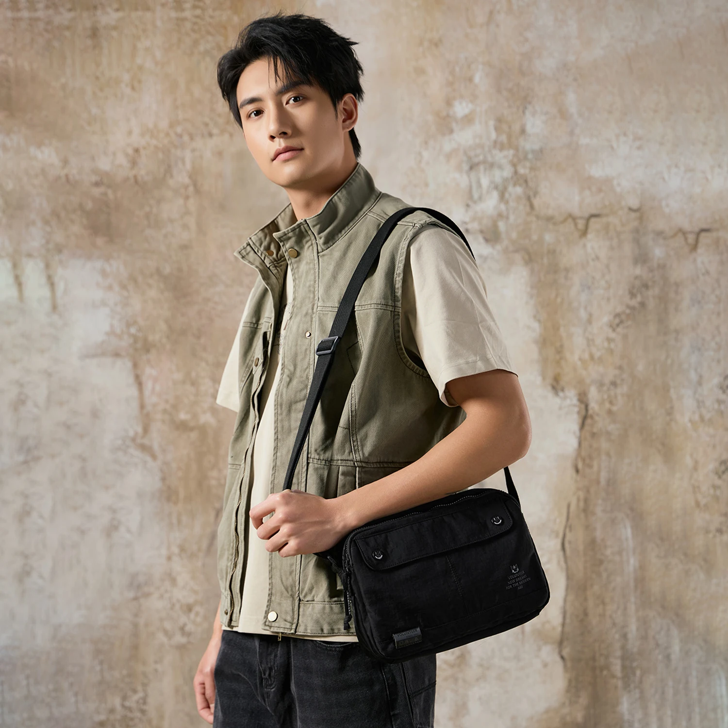 VOLUNTEER Men's Crossbody Shoulder Bag Casual Waterproof Messenger Bags Man Commuter Phone Small Sling Cross Bag Male 1864-06