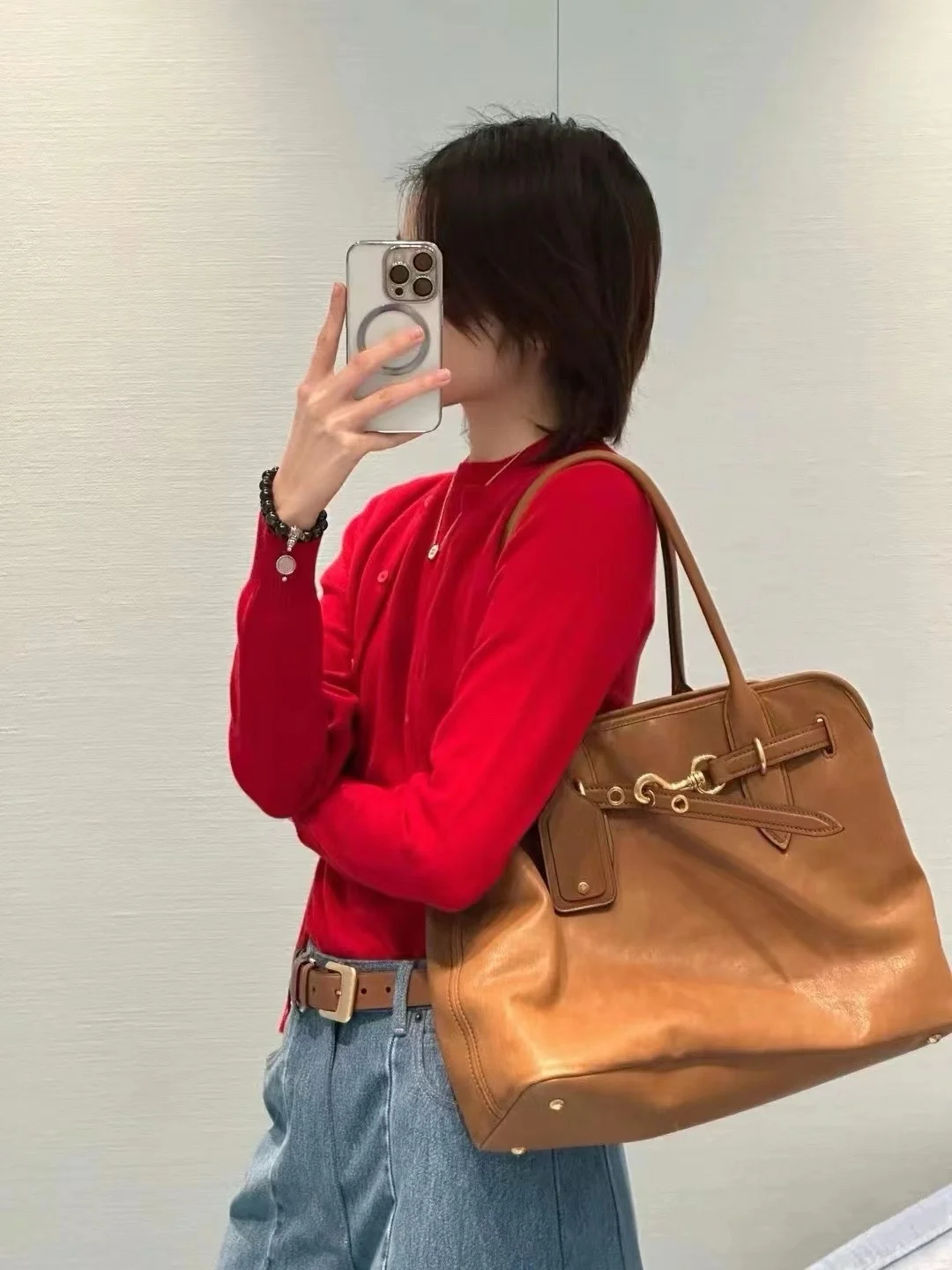 

Hot New Soft Lambskin Vintage Tote Bag With Retro Gold Hardware Linen Blend Lining Large Capacity Shoulder Handbag For Women