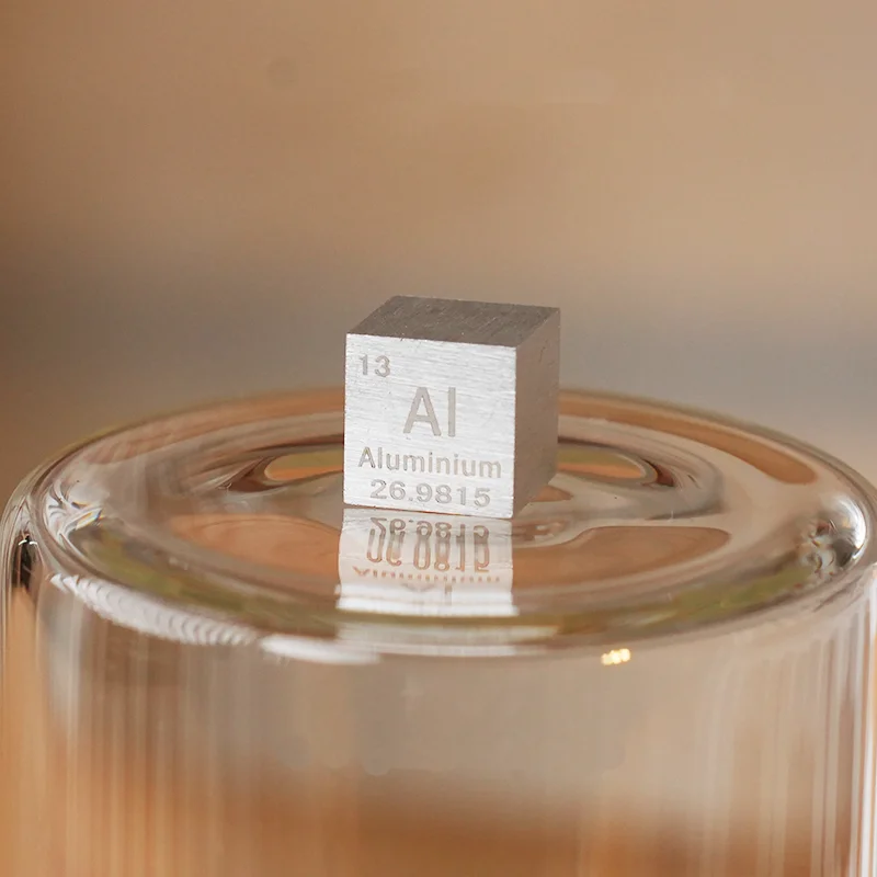 Cubo de aluminio puro de 10 mm - Hobby Is Science reseña y precio