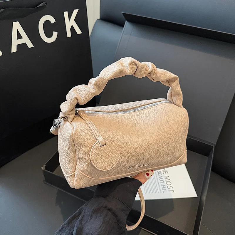 

Retro Niche Light Luxury Handbag Women's 2025 New Fashion Soft Leather High-end Shoulder Messenger Bag
