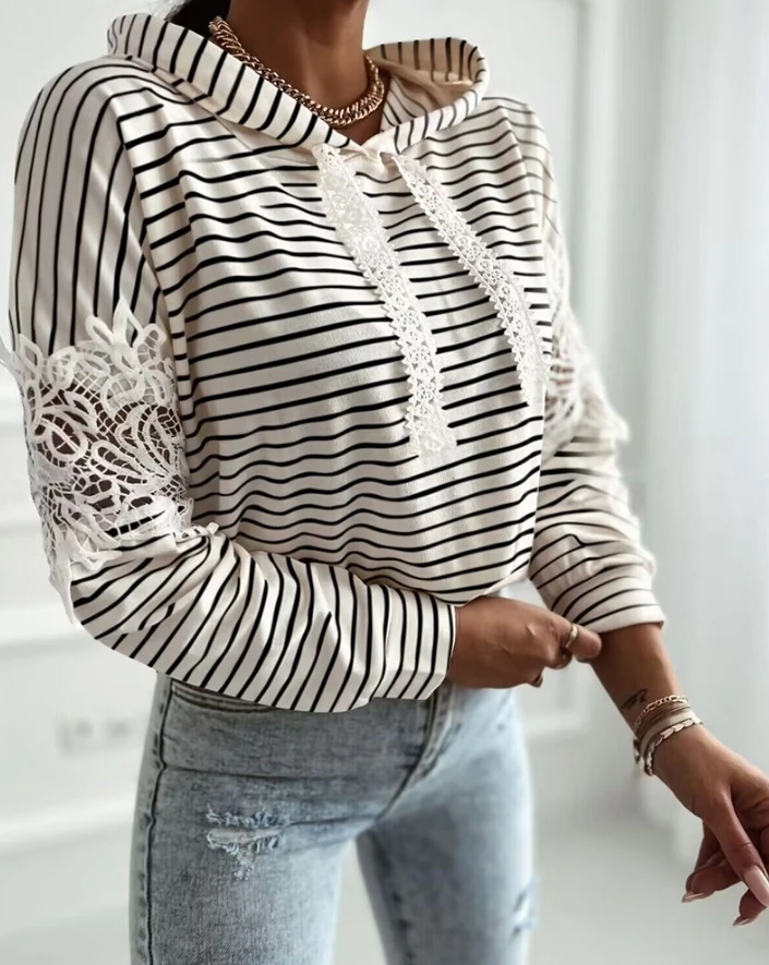 

Women Sweatshirt 2025 Autumn Winter Latest Striped Contrast Floral Lace Patch Hoodie Pullover Long Sleeve Casual Drawstring Top