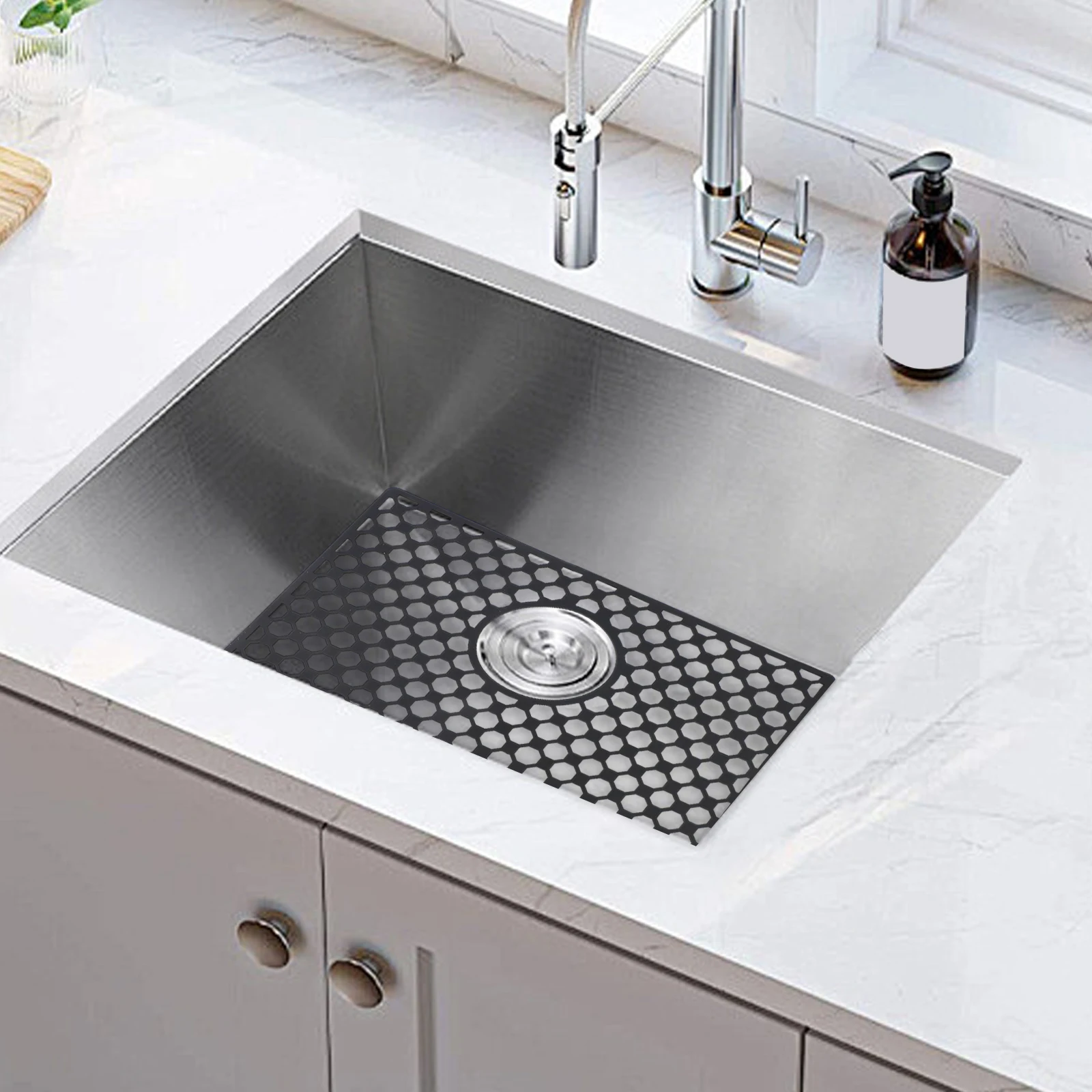 

Silicone Sink Mat Non Slip and Drain Friendly Heat Resistant for Hot Pots for Kitchen Protection and Functionality