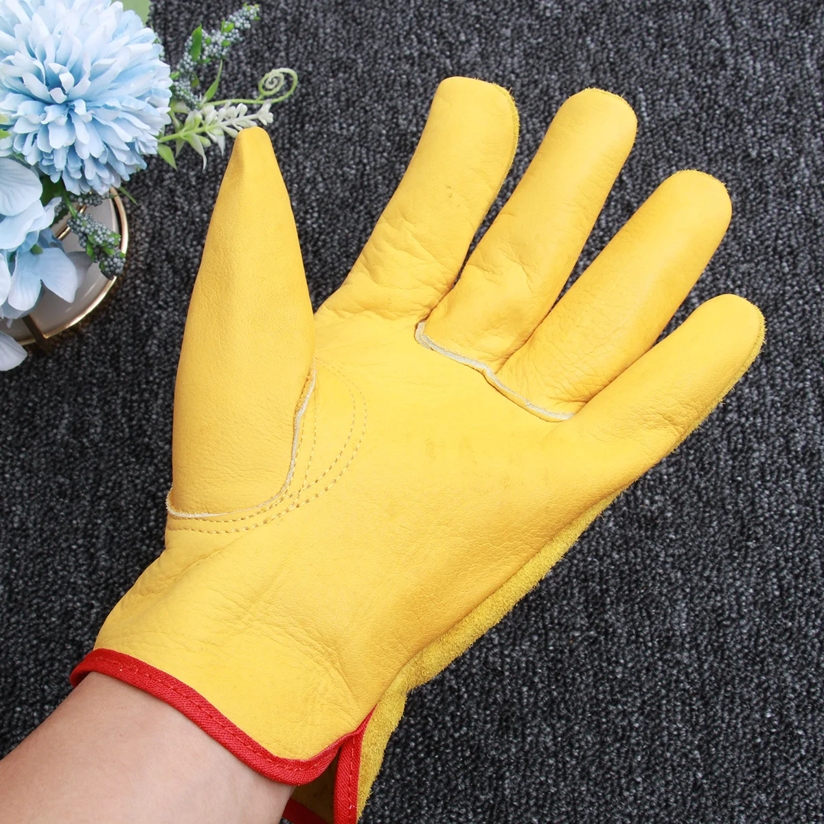 

1 Pair Anti-Puncture Garden Gloves Cow Protective Work Gloves For Gardening Repair Welding Driving Electrowelding