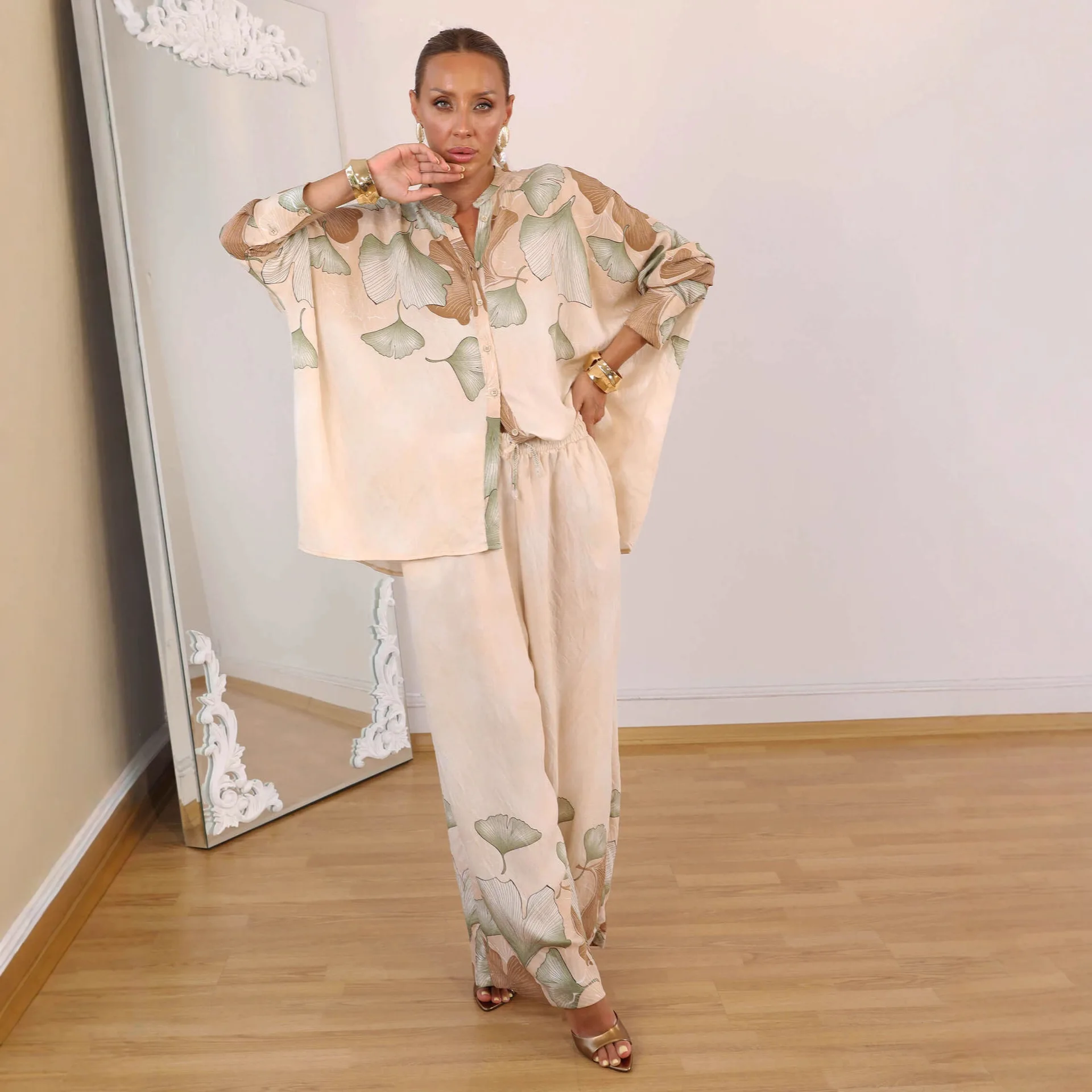 ヨーロッパ系アメリカ人女性服2025秋新作プリントゆったりスタンドカラーロングスリーブシャツワイドレッグパンツツーピースセット