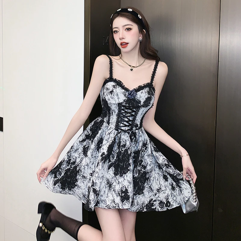 2024 Summer New Design Feeling Careful Machine Lace Lace Lace Splicing Printed Sling Dress Sexy Temperament Short Skirt