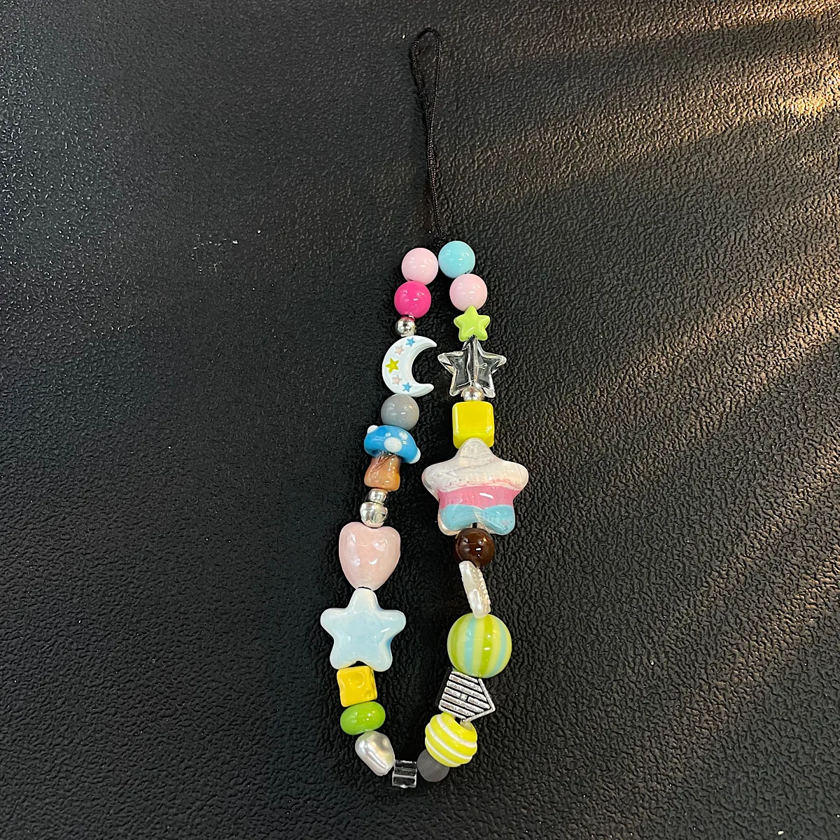 Estrela lua corrente do telefone móvel curto telefone pendurado corda nova câmera ccd pendurado corrente feminino anti gota pingente premium