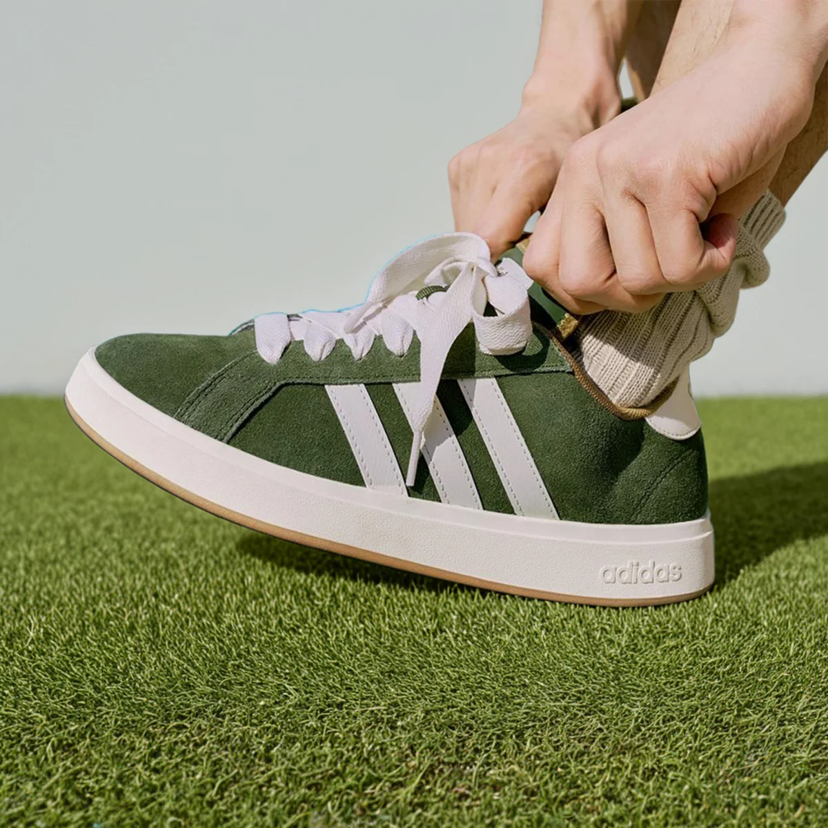 

Оригинальные мужские и женские повседневные низкие туфли Adidas Grand Court в стиле ретро KK1407