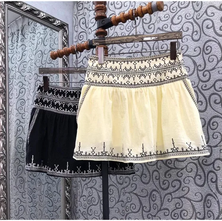 

100%Cotton Skirt 2024 Summer Fashion Skirt Ladies Luxurious Embroidery Sexy Casual Yellow Black Short Skirts Women Basic Shorts