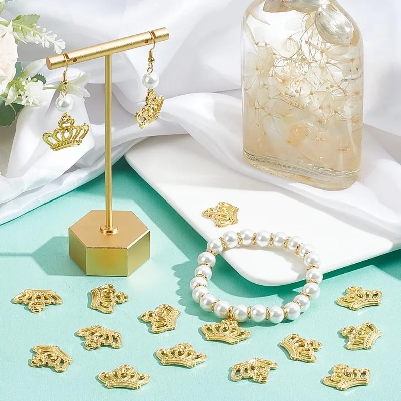 60Pcs Crown Charms Bulk King Crown Charm Mini Crown Charms Alloy Vintage Crown Bead Elegant Tiara Golden Lovely Small Hollow