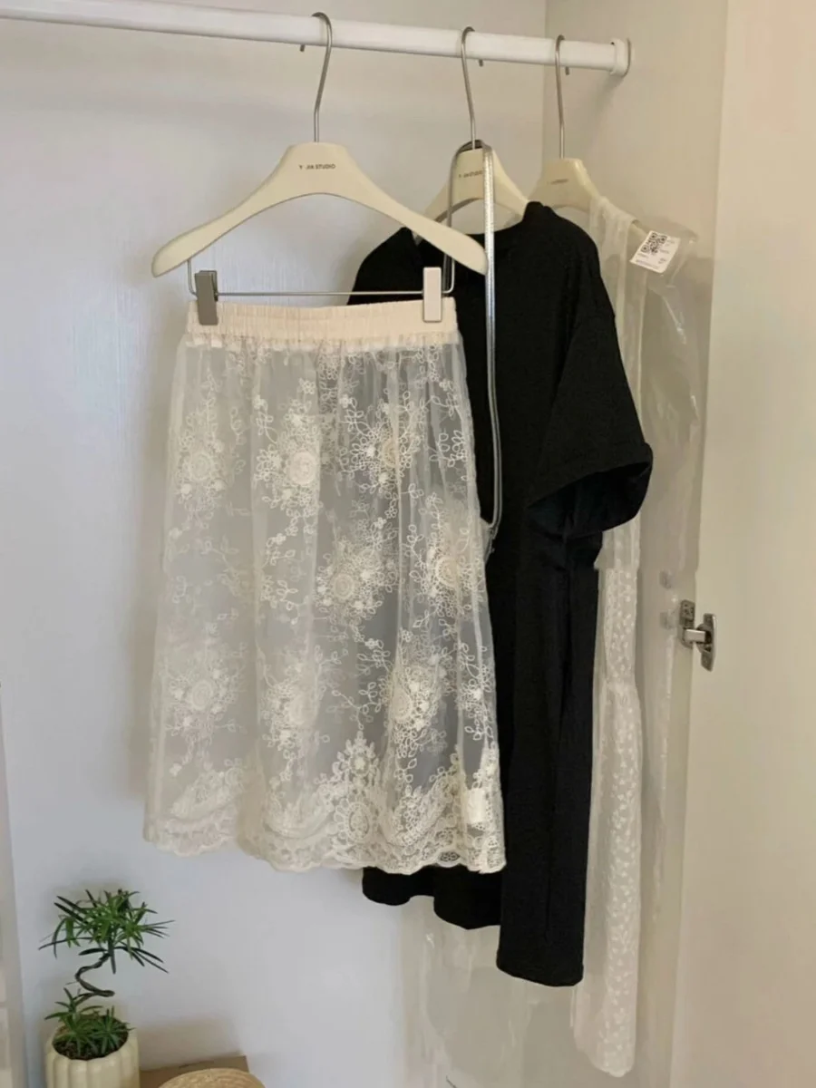 

Retro Lace Halter Neck Midi Dress Transparent Floral Print A-Line Skirt High Waist Short Sleeve Summer Fashion Women's Dress