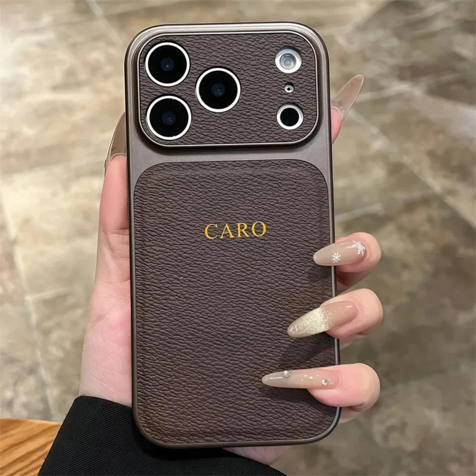 Funda de cuero personalizable con iniciales doradas o plateadas para iPhone 15 14 13 17 Pro Max 14 16 Plus 17 Air, protección de lente de lujo 5