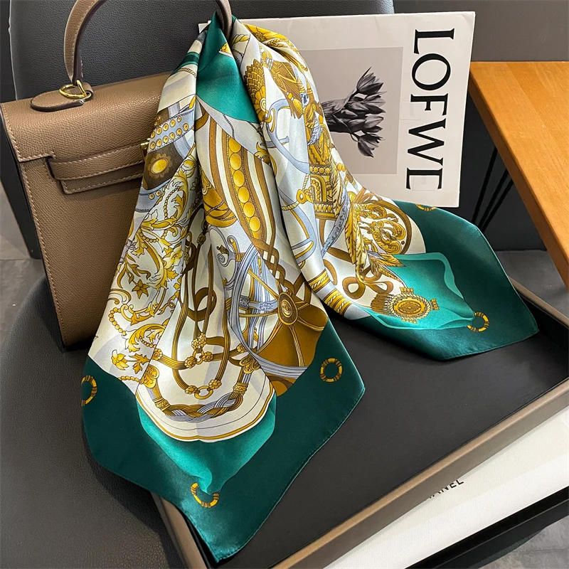 100% Real Silk Scarf New 70CM Natural Shawl Wraps Women Ladies Fashion Scarves Foulard Bandana Square Headband Hijab Pashmina